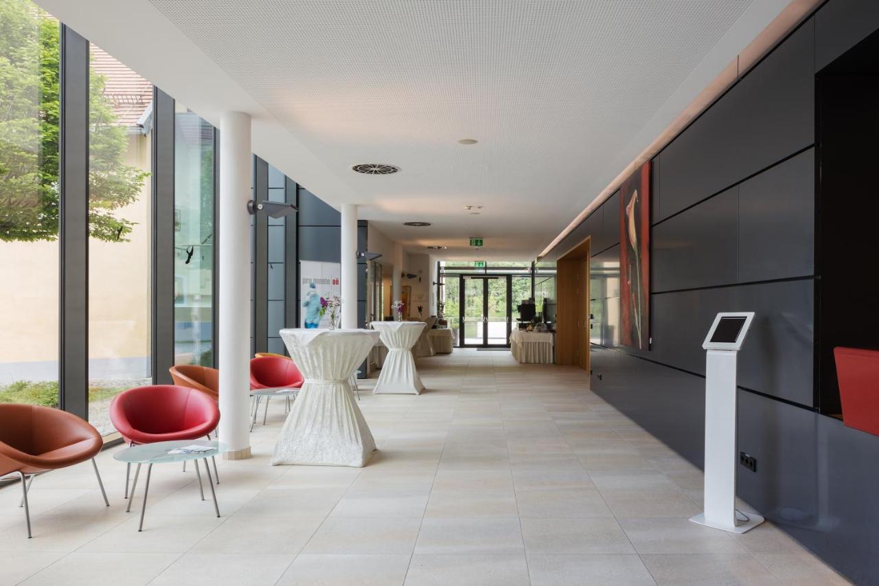 & Seminarkultur An Der Donau Hotel 4*